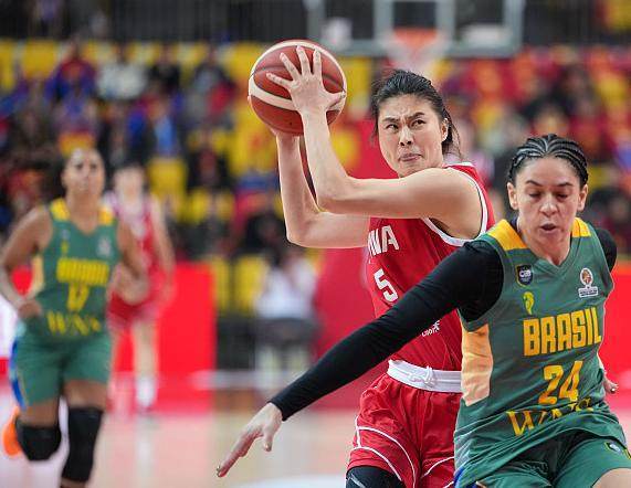 开云体育app-中国女篮加时险胜巴西！王思雨砍21分张子宇也建功